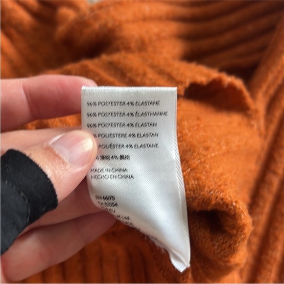 Urban Outfitters Size XS Burnt Orange Cropped Cardigan Sweater. - Picture 6 of 6